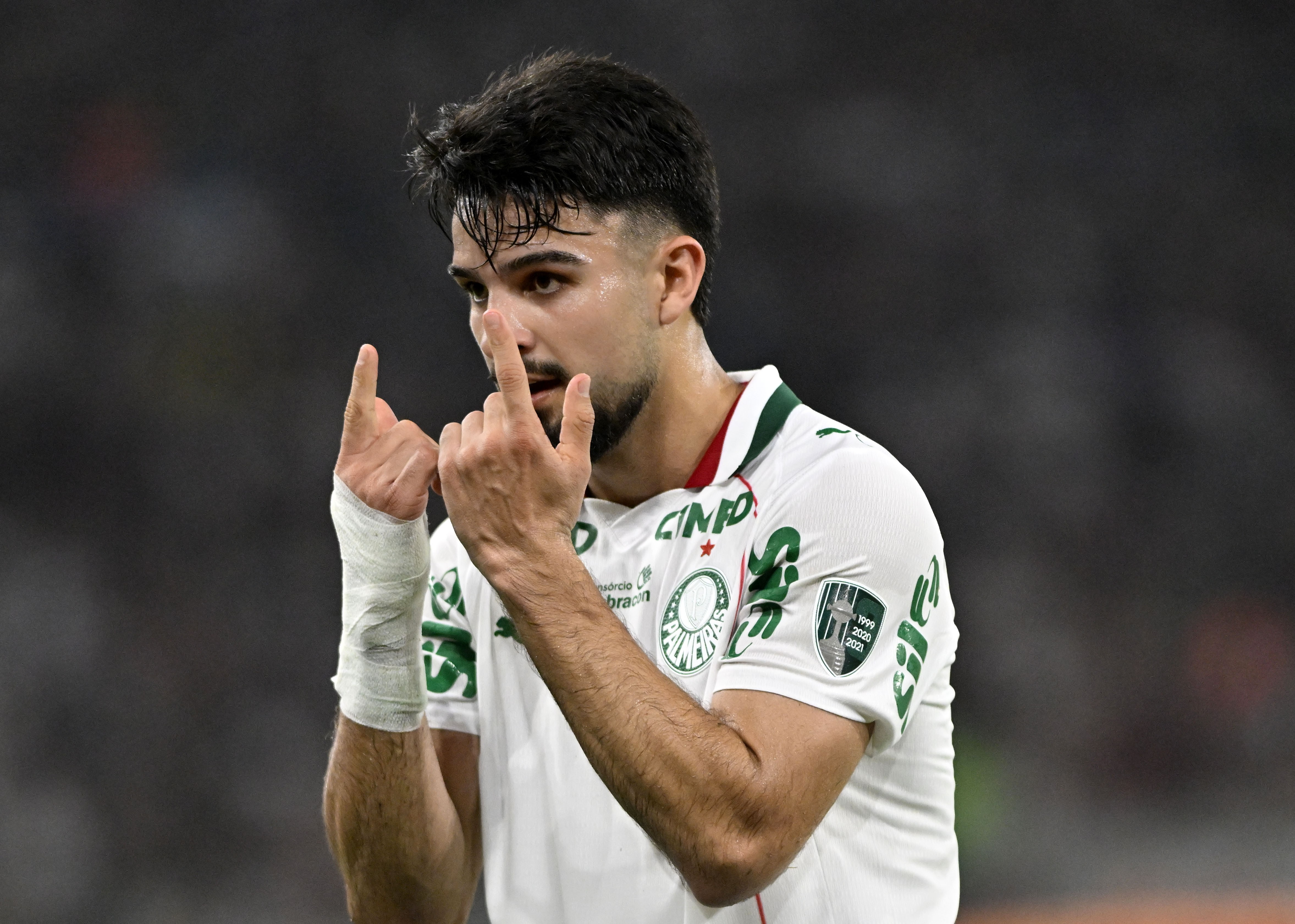 Palmeiras passa de 100 gols no ano e mantém sequência histórica na temporada
