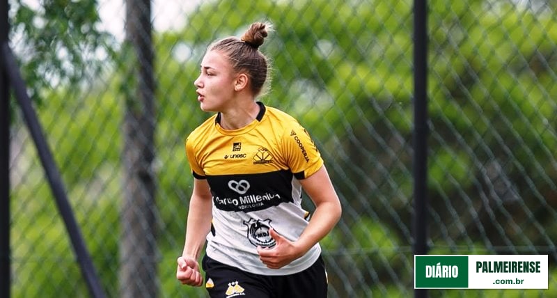 Palmeiras faz proposta para contratar a zagueira Julia, destaque do Criciúma