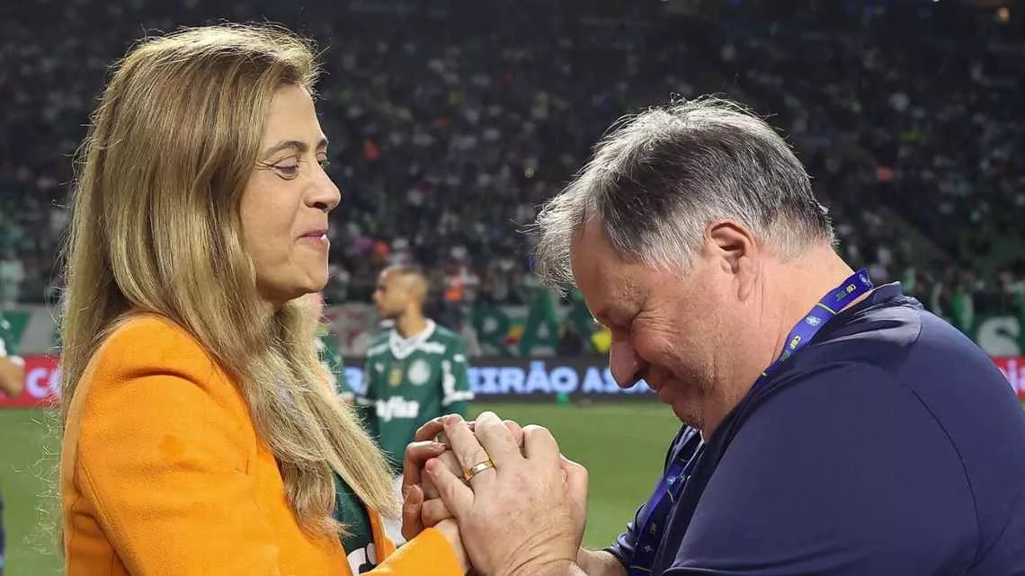 Futuro de Anderson Barros no Palmeiras vira pauta para término de mandato em 2027