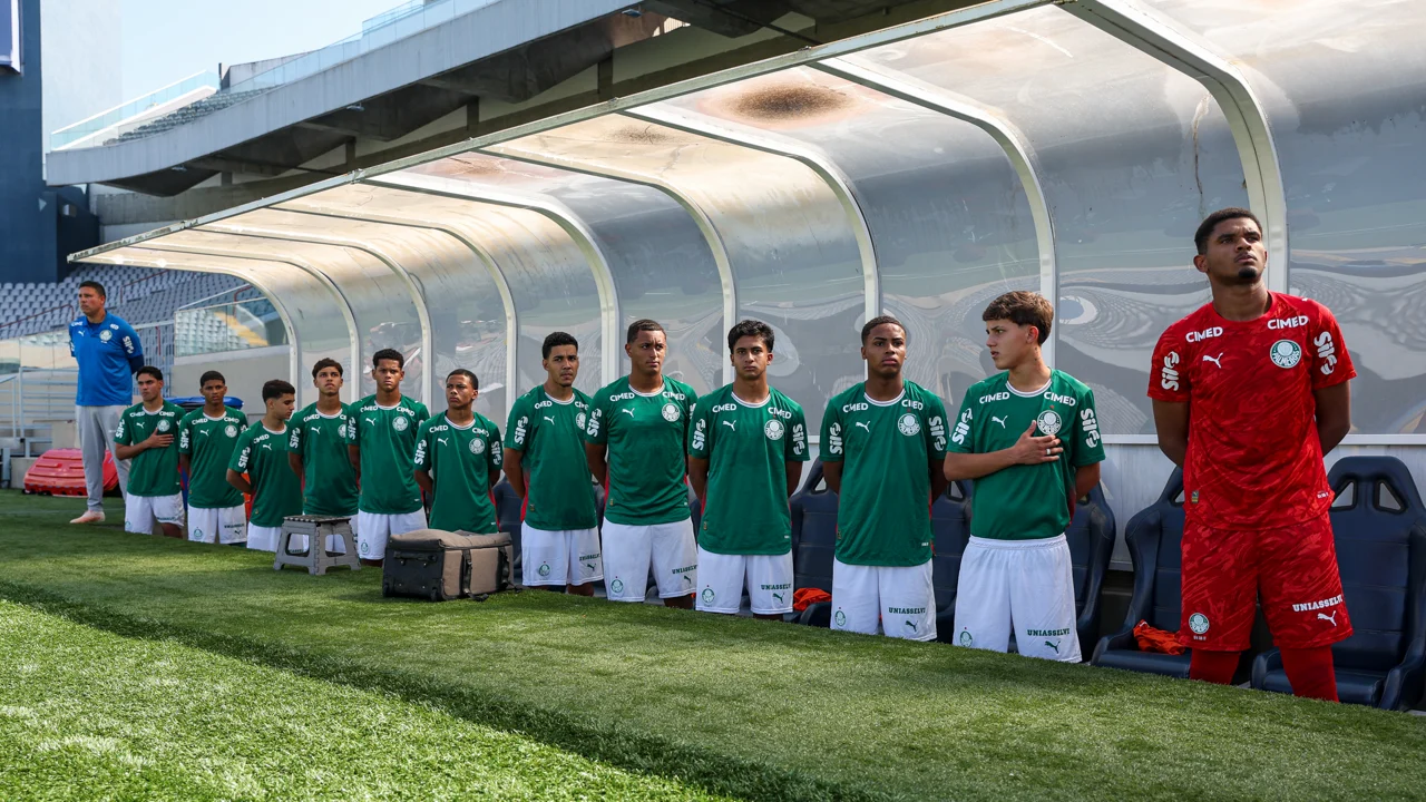 Com expulsão relâmpago, Palmeiras perde para o Atlético-MG nas quartas do Brasileiro Sub-17