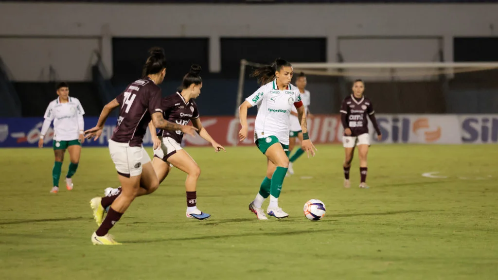 Palmeiras visita a Ferroviária em confronto direto pelo Brasileirão Feminino
