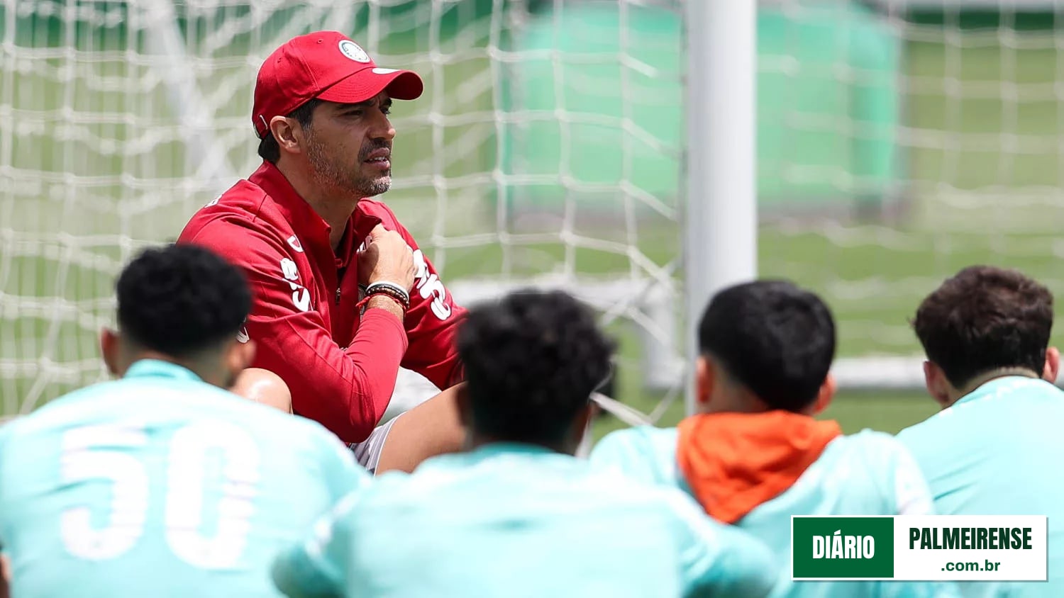 Palmeiras defende invencibilidade de sete anos diante de equipes dirigidas por Odair Hellmann