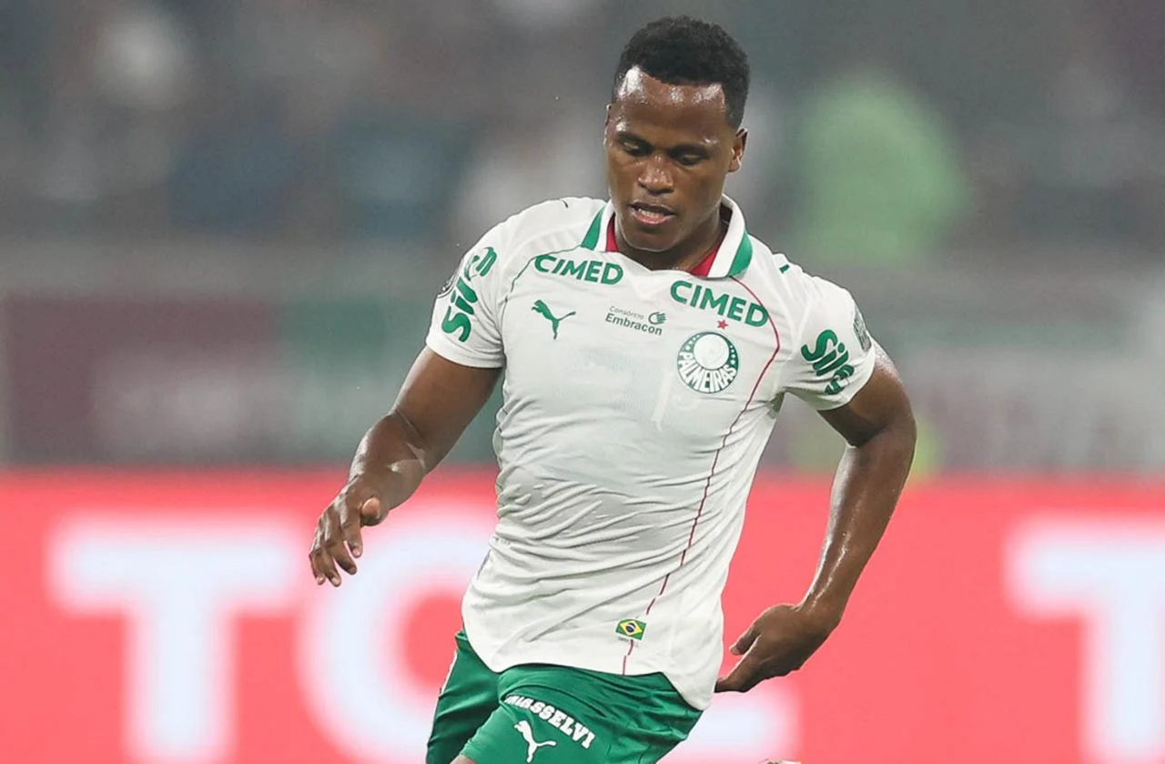 Arias rebate vaias no Maracanã e exalta triunfo do Palmeiras: "Pessoas têm amnésia"