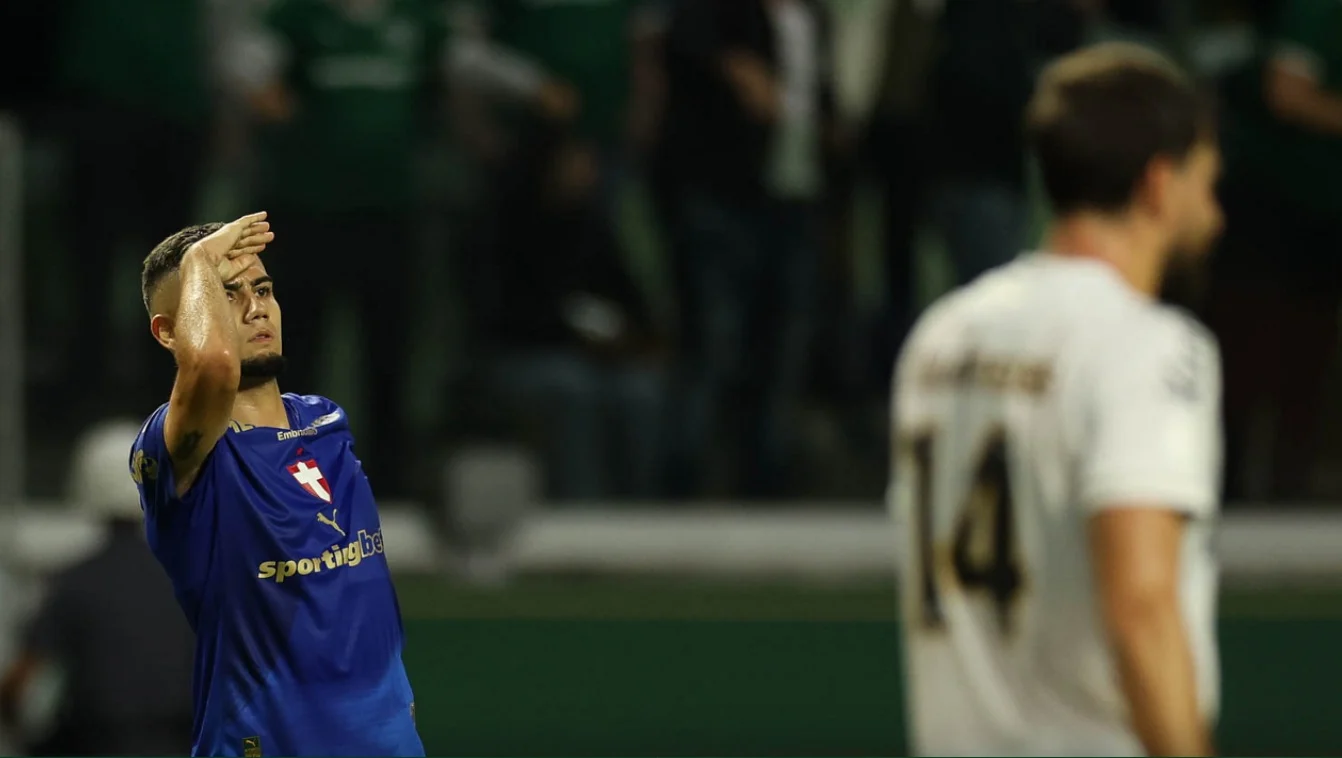 Palmeiras busca fechar 2026 invicto em clássicos em duelo com o Santos na Vila