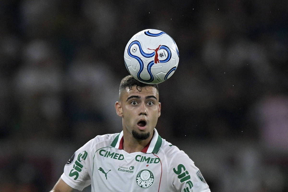 Andreas Pereira exalta eficácia do Palmeiras após triunfo sobre o Fluminense