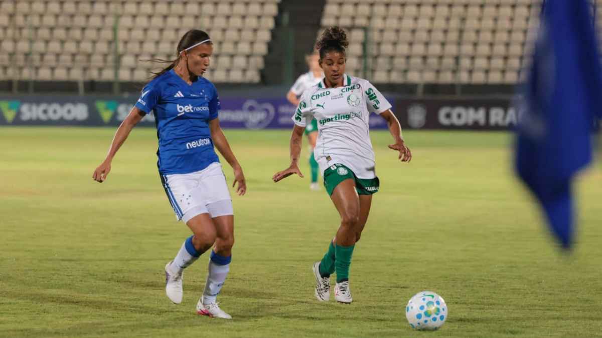 Palmeiras empata sem gols com o Cruzeiro e garante terceiro lugar no Brasileiro Feminino