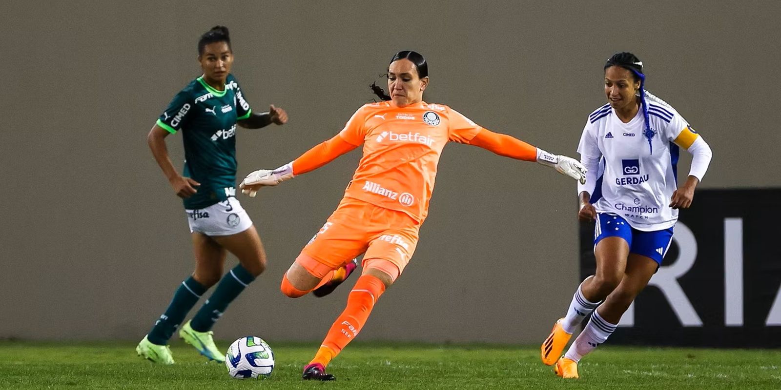 Libertadores Feminina: Palmeiras detalha corte de Tapia e fecha inscritas