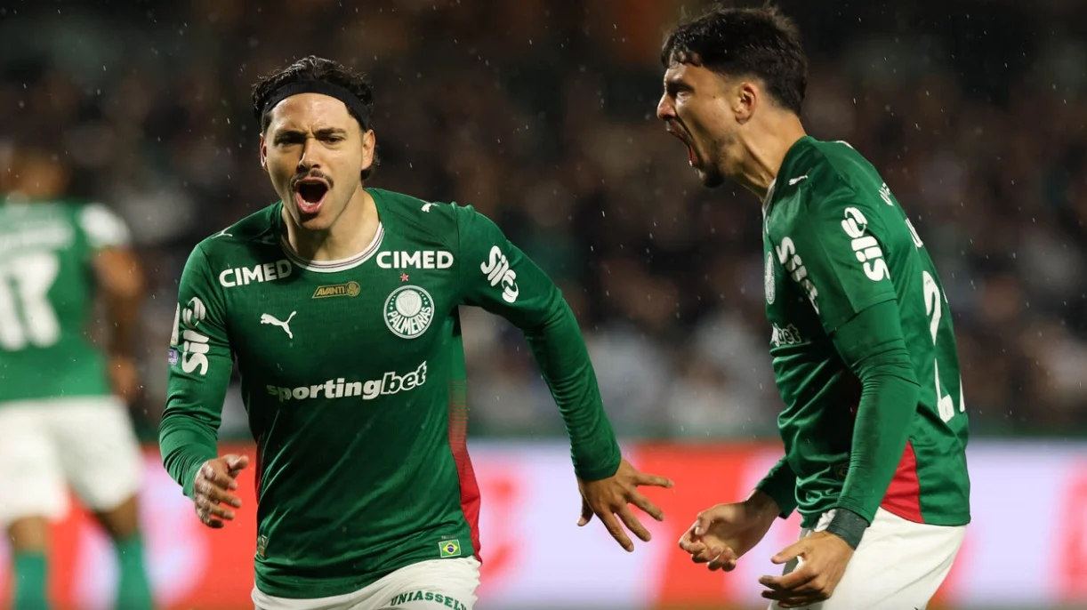 Mauricio e Ramón Sosa ganham força para serem titulares diante do Athletico-PR