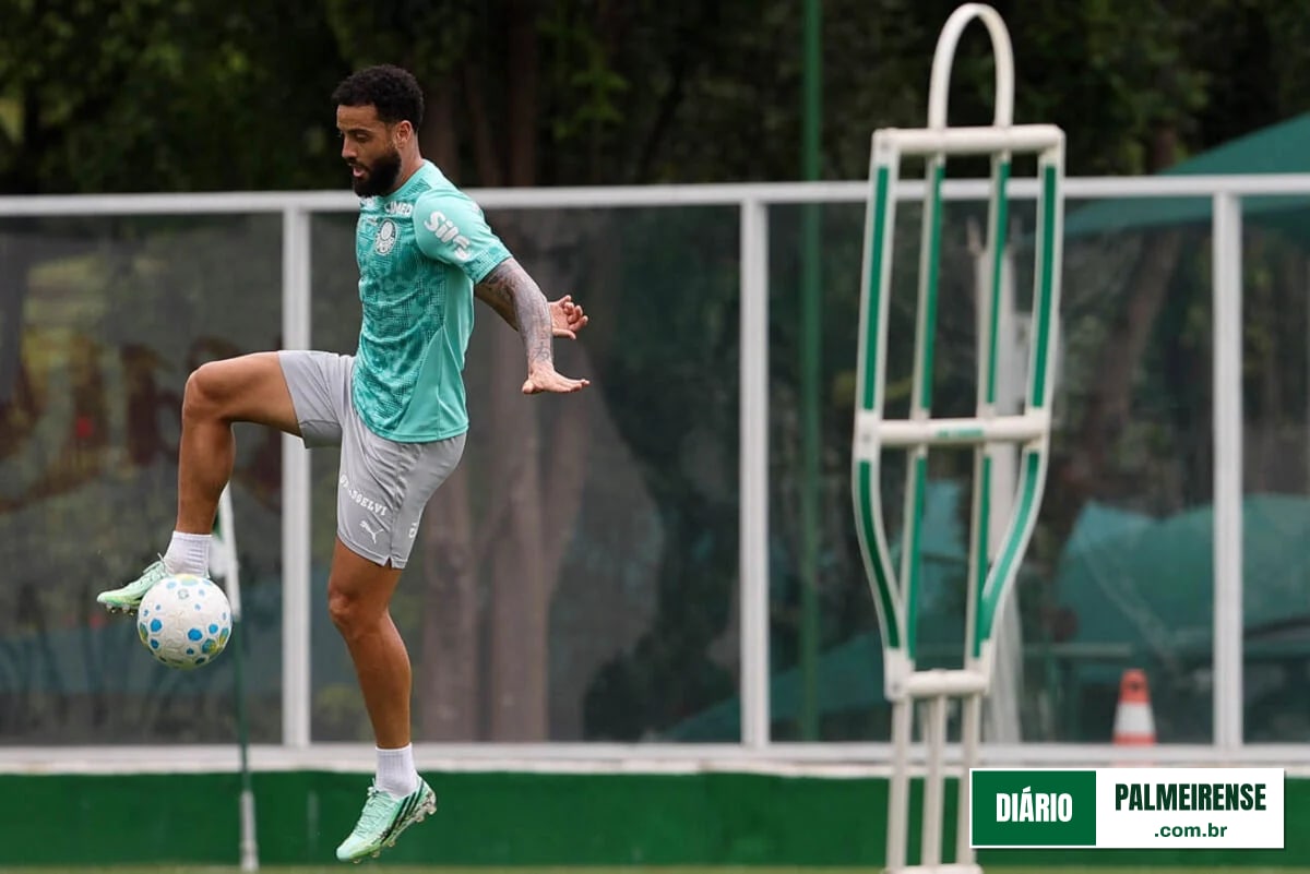 Felipe Anderson valoriza vantagem na Libertadores e foca na liderança do Brasileirão