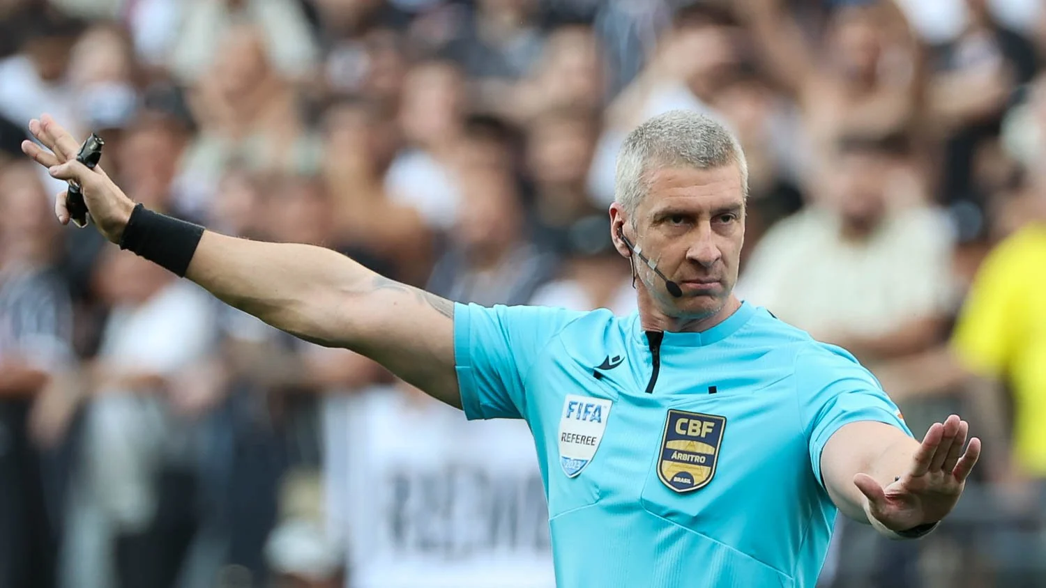 CBF escala Anderson Daronco para apitar semifinal da Copa do Brasil entre Palmeiras e Vasco